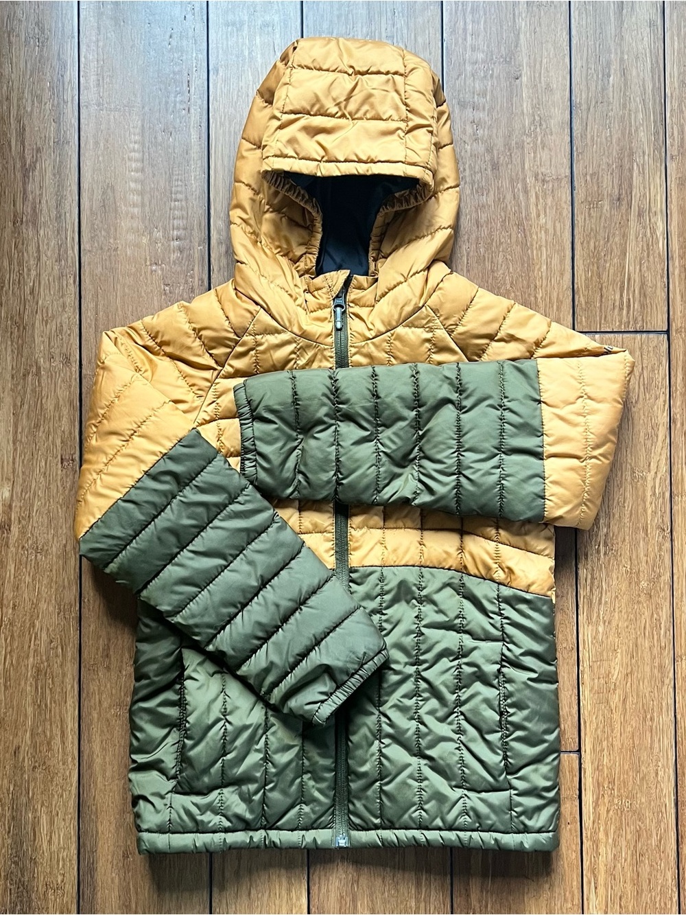 Columbia Boy’s Humphrey Hills II  Puffer Jacket Size M (10/12)